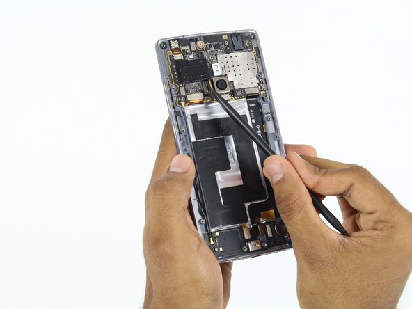 OnePlus 2 Front and Rear Camera Replacement: crwdns2935265:08crwdnd2935265:02crwdnd2935265:02crwdne2935265:0