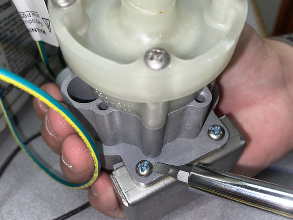 VWR Heated Circulator Water Pump Replacement, Attach new pump to base plate: step 6, image 2 of 3