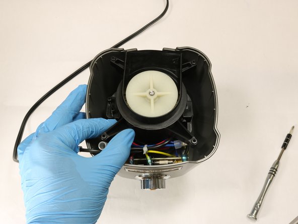 Cuisinart CPB-380 Power Cord Replacement: crwdns2935265:04crwdnd2935265:02crwdnd2935265:03crwdne2935265:0