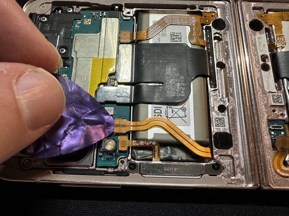 Samsung Galaxy Z Flip 4 Display Replacement, Disconnect Secondary Battery: step 5, image 2 of 3