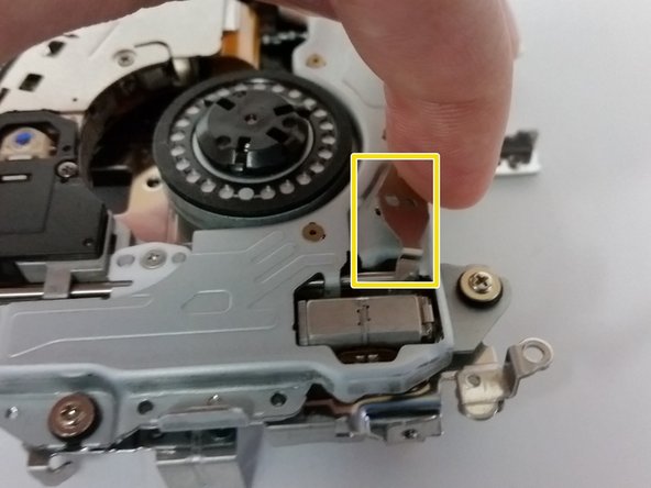Sony Handycam DCR-DVD650 Laser Assembly Replacement: crwdns2935265:022crwdnd2935265:03crwdnd2935265:03crwdne2935265:0