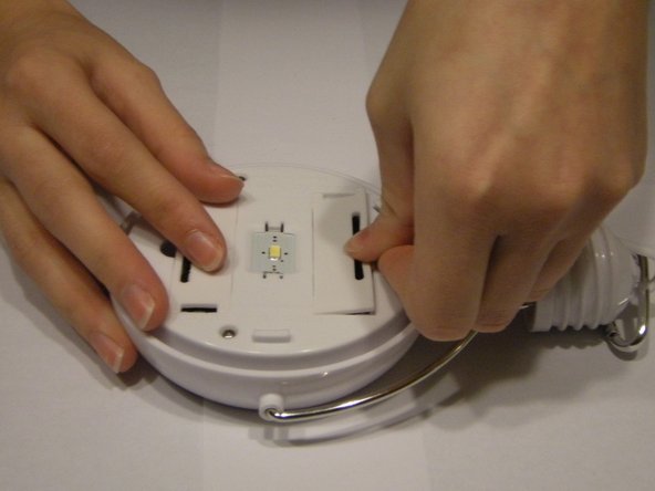 Nokero Shavano N220 Batteries Replacement: crwdns2935265:06crwdnd2935265:03crwdnd2935265:03crwdne2935265:0