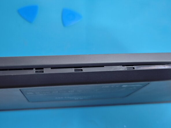 Logitech MX Mechanical Mini Hot Swappable Switches Replacement: passo 3, immagine 1 di 2