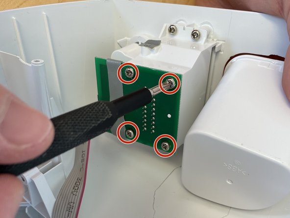 Cricut Explore Air 2 Roller Bar Motor Replacement: crwdns2935265:04crwdnd2935265:02crwdnd2935265:02crwdne2935265:0