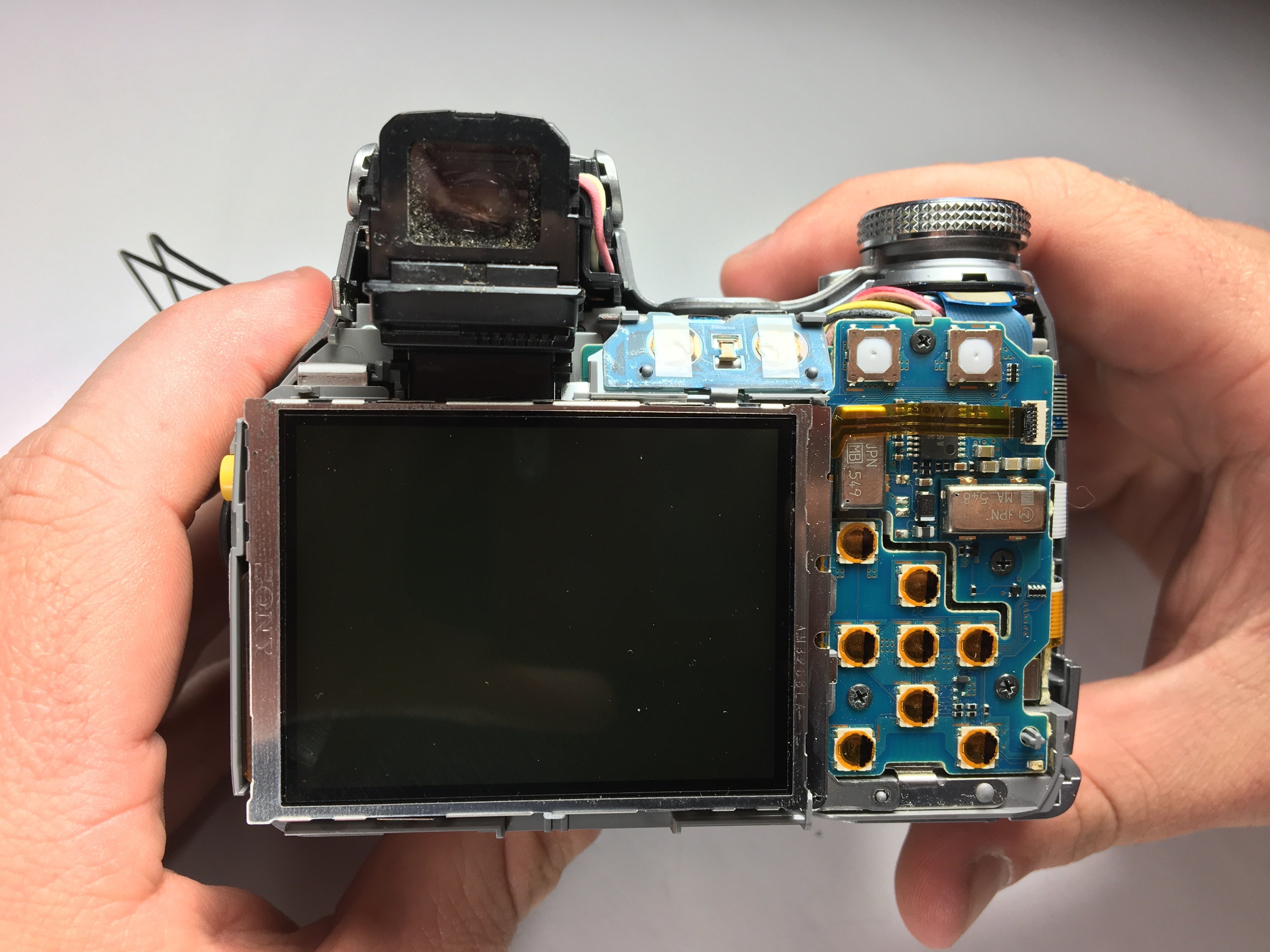 Sony Cyber-Shot DSC-H1 LCD Screen Replacement - iFixit