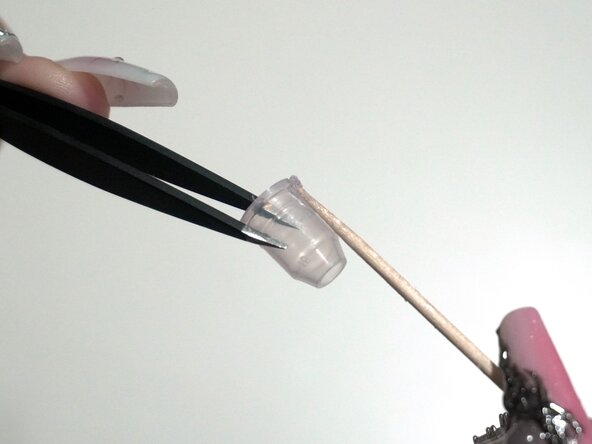 How to Repair a Broken Lip Gloss Stopper: crwdns2935265:04crwdnd2935265:01crwdnd2935265:01crwdne2935265:0