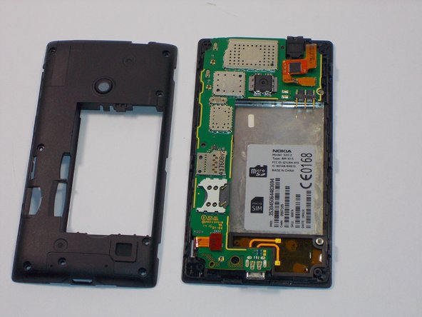 Nokia Lumia 520 Audio Jack Replacement: crwdns2935265:05crwdnd2935265:02crwdnd2935265:02crwdne2935265:0