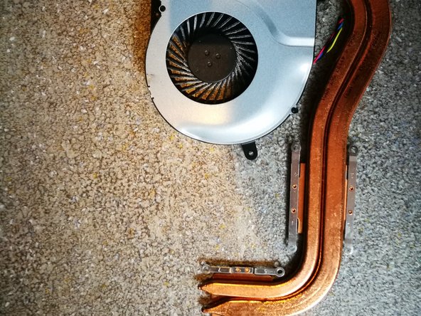 Asus N551JQ thermal paste replacement: stap 0, afbeelding 2 van 2