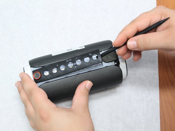 JBL Pulse 2 Button Circuit Board Replacement: crwdns2935265:05crwdnd2935265:02crwdnd2935265:03crwdne2935265:0