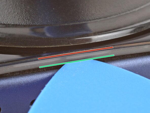 iPhone 17 Pro Battery Replacement, Screen bezel information: crwdns2935265:07crwdnd2935265:02crwdnd2935265:03crwdne2935265:0