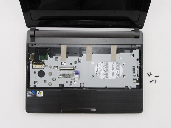 Gateway Lt4004u Back Panel Replacement, Back Panel: crwdns2935265:07crwdnd2935265:03crwdnd2935265:03crwdne2935265:0