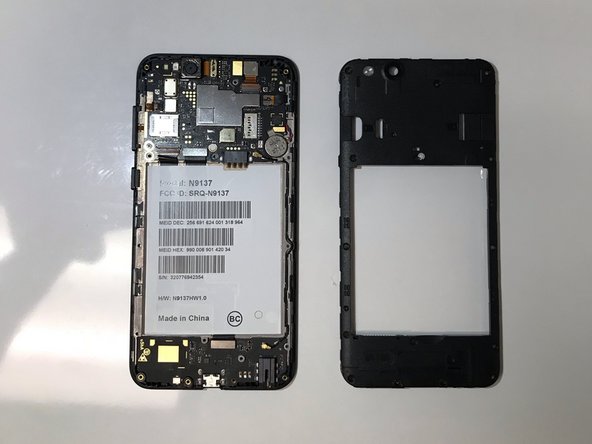 ZTE Tempo X Charging/Aux Board Replacement: crwdns2935265:04crwdnd2935265:02crwdnd2935265:02crwdne2935265:0