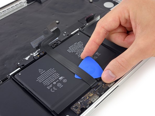 MacBook Pro 15" Retina Display Mid 2015 Battery Replacement: crwdns2935265:048crwdnd2935265:02crwdnd2935265:03crwdne2935265:0