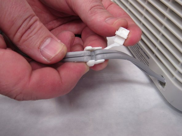 Holmes HEH8031 Power Cord Replacement: crwdns2935265:05crwdnd2935265:03crwdnd2935265:03crwdne2935265:0