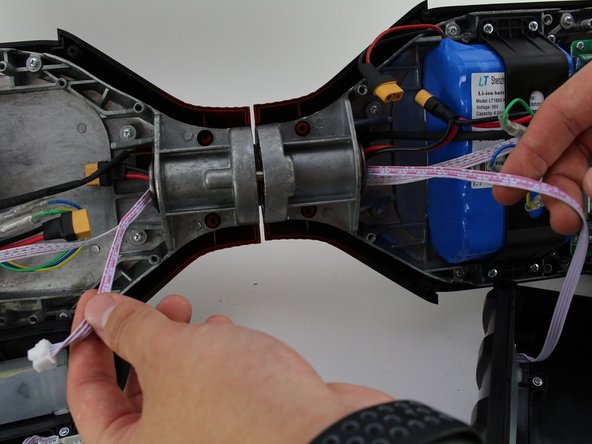 Hover-1 Charger Outer Shell Replacement: crwdns2935265:08crwdnd2935265:02crwdnd2935265:02crwdne2935265:0