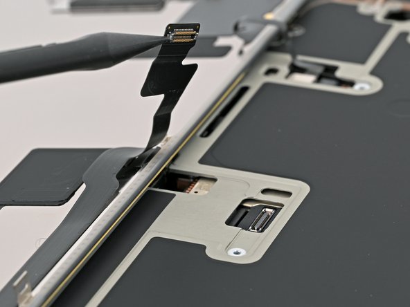 iPhone 16 Pro Screen Replacement