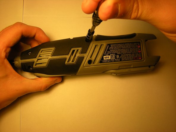 Dremel 8220 Power Switch Replacement: crwdns2935265:05crwdnd2935265:02crwdnd2935265:03crwdne2935265:0