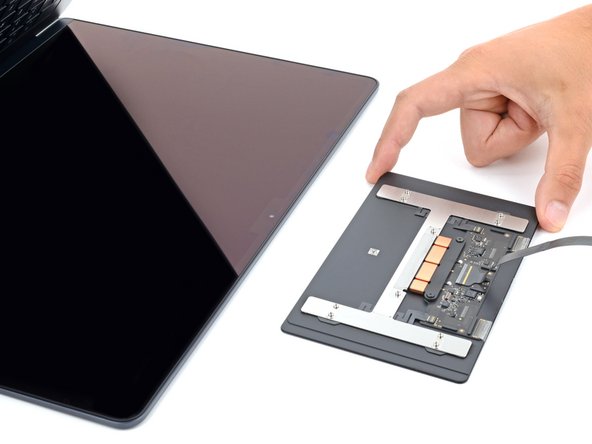 MacBook Air 15" 2024 Trackpad Replacement: crwdns2935265:019crwdnd2935265:02crwdnd2935265:03crwdne2935265:0