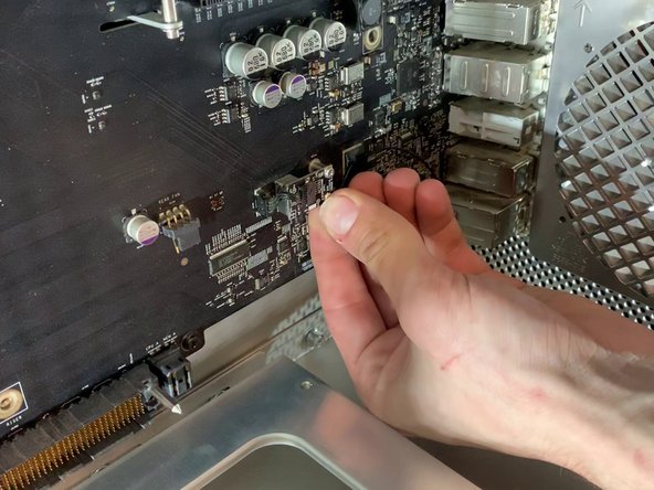 Mac Pro 2009-2012 Teardown (2009, 2010, 2011, 2012)