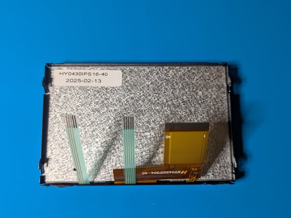 Elgato Stream Deck MK.1 Screen Replacement, Insert the screen: crwdns2935265:010crwdnd2935265:02crwdnd2935265:02crwdne2935265:0