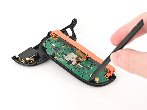 Joy-Con 2 (Right) Joystick Replacement, Lift the board: crwdns2935265:024crwdnd2935265:01crwdnd2935265:02crwdne2935265:0