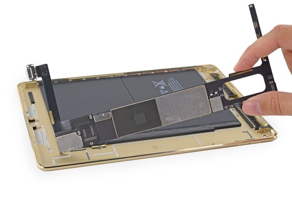 Разбираем iPad Air 2: crwdns2935265:014crwdnd2935265:03crwdnd2935265:03crwdne2935265:0