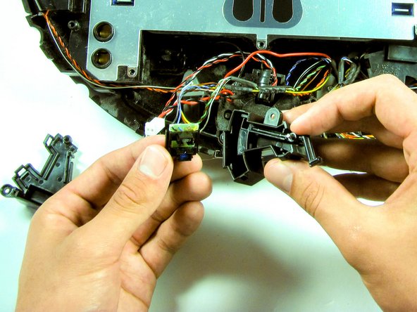 iRobot Roomba 650 Bumper Sensor IR Transmitter Replacement: crwdns2935265:015crwdnd2935265:02crwdnd2935265:03crwdne2935265:0