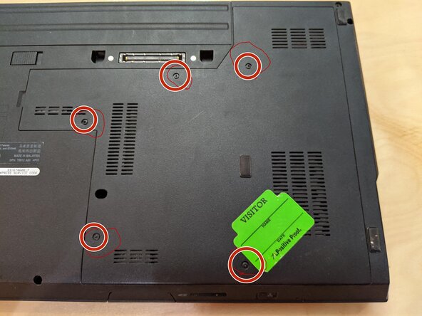 Dell Latitude E5400 Hard Drive Replacement, Remove battery and access panel.: crwdns2935265:01crwdnd2935265:02crwdnd2935265:03crwdne2935265:0