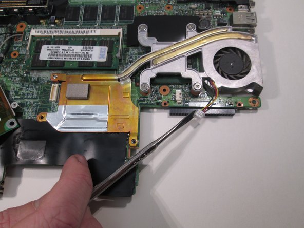 IBM ThinkPad X41 Fan and Heat Sink Replacement: crwdns2935265:024crwdnd2935265:02crwdnd2935265:02crwdne2935265:0