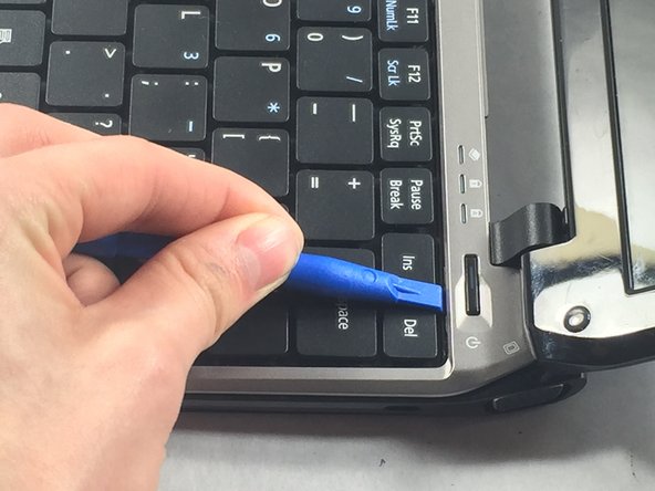 Acer Aspire One 751h-1948 Display Replacement, Keyboard: crwdns2935265:09crwdnd2935265:02crwdnd2935265:03crwdne2935265:0