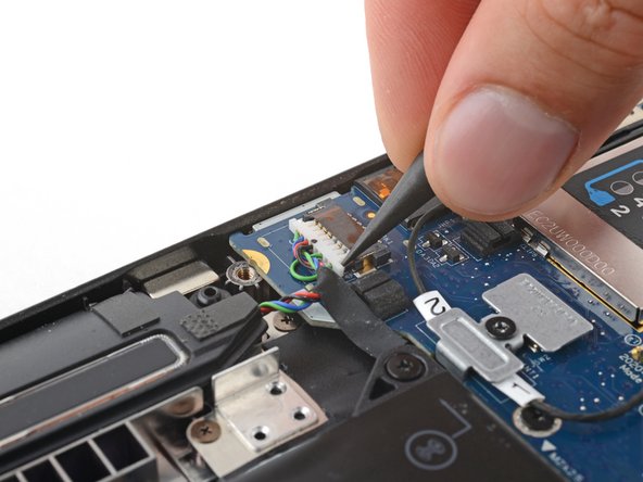 Dell Latitude 7410 Speakers Replacement, Disconnect the speakers: crwdns2935265:010crwdnd2935265:02crwdnd2935265:03crwdne2935265:0