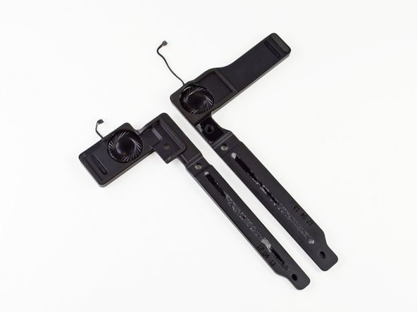 MacBook Air 13" Mid 2012 Teardown: crwdns2935265:011crwdnd2935265:02crwdnd2935265:03crwdne2935265:0