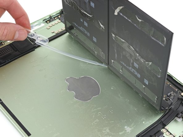iPad Air 4 Battery Replacement, Apply isopropyl to the battery boards: stap 0, afbeelding 2 van 3