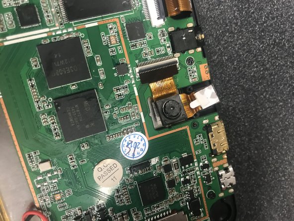 SuperSonic Matrix Mid SC-999 Camera Replacement, Unhocking the Back Camera from Device: crwdns2935265:010crwdnd2935265:03crwdnd2935265:03crwdne2935265:0