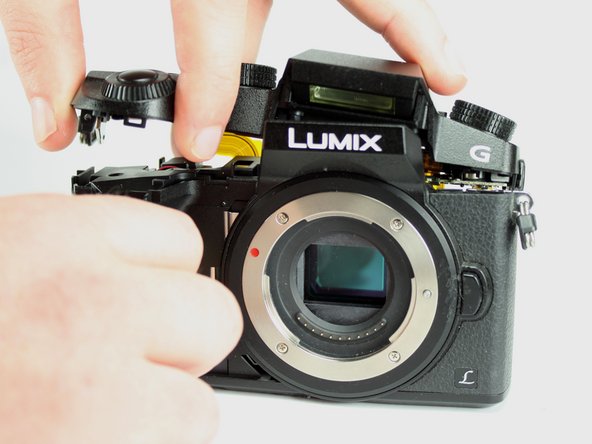 Panasonic Lumix DMC-G7 Rear Thumbwheel Replacement: crwdns2935265:016crwdnd2935265:02crwdnd2935265:03crwdne2935265:0