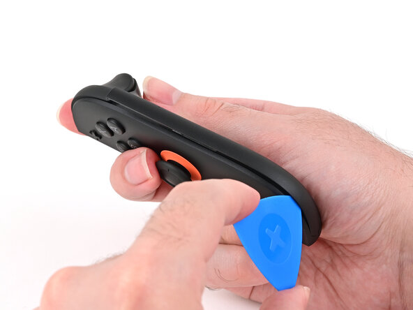 Joy-Con 2 (Right) Joystick Replacement, Separate the plastic strip: crwdns2935265:03crwdnd2935265:03crwdnd2935265:03crwdne2935265:0