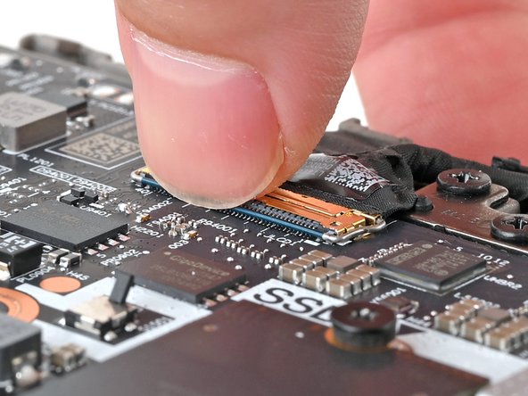 Lenovo ThinkPad T16 Gen 3 Motherboard Replacement, Disconnect display cable: stap 0, afbeelding 2 van 3