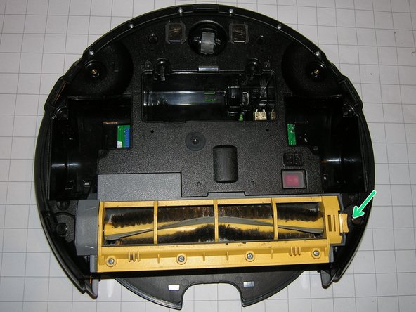 Samsung NaviBot SR8981 (VCR8981L3B-XEG) Disassembly, Remove cover of cleaning brush: step 3, image 1 of 3