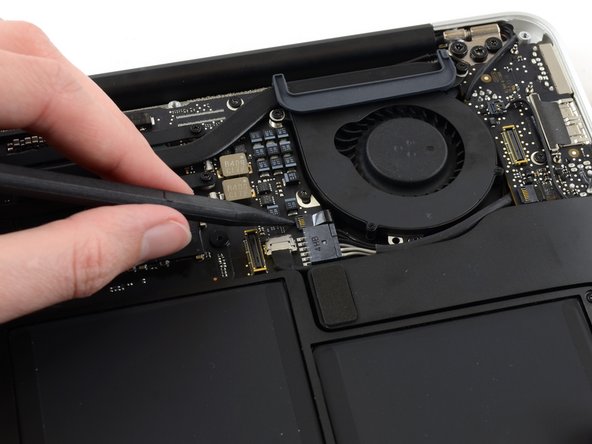 MacBook Air 13" Early 2015 Fan Replacement: 手順 0、 1の画像 1