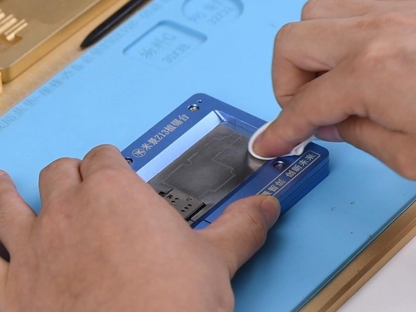 iPhone X Says No Service? Here's the fix!