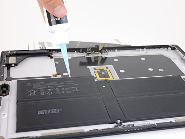 Microsoft Surface Pro 5 Battery Replacement, Remove the battery: crwdns2935265:052crwdnd2935265:02crwdnd2935265:03crwdne2935265:0