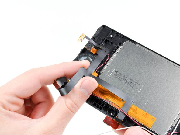 Nintendo DSi Upper LCD/Speakers Replacement: crwdns2935265:027crwdnd2935265:02crwdnd2935265:02crwdne2935265:0
