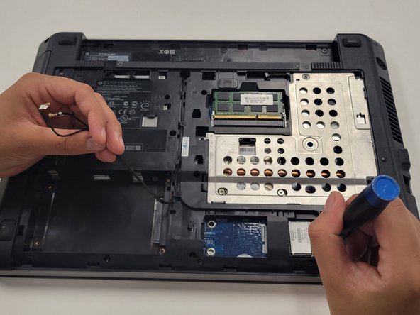 HP Probook 4540s BIOS Chip Replacement: crwdns2935265:011crwdnd2935265:02crwdnd2935265:03crwdne2935265:0