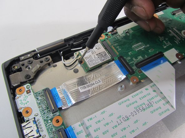 Lenovo 500e Chromebook 2nd Gen Wi-Fi Card Replacement, Wi-Fi Card: crwdns2935265:07crwdnd2935265:02crwdnd2935265:02crwdne2935265:0