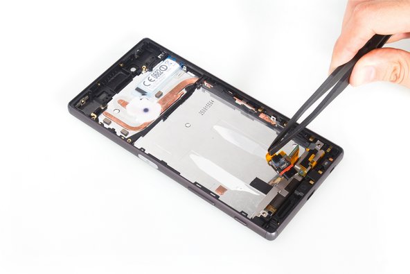 Sony Xperia Z5 Teardown: crwdns2935265:015crwdnd2935265:02crwdnd2935265:03crwdne2935265:0