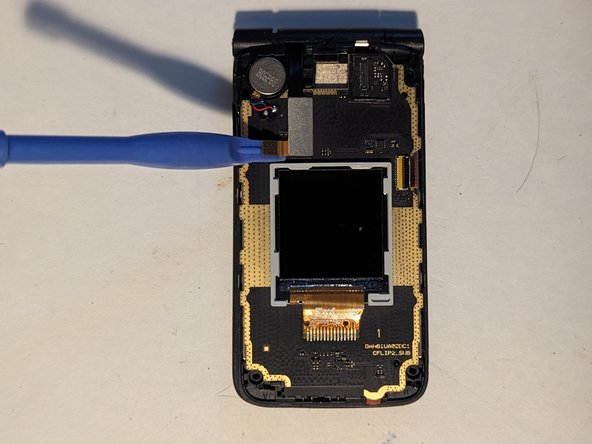 Alcatel Go Flip V Flip Phone Screen Replacement, Screen: шаг 10, изображение 2 из 3