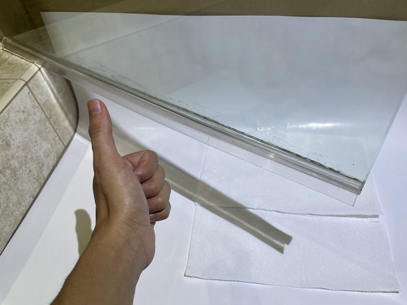 How to Replace The Bottom Shower Door Seal: 手順 7、 3の画像 3