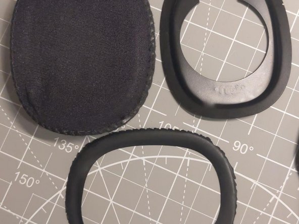 Marshall monitor pads replacement, Marshall monitor pads replacement: crwdns2935265:01crwdnd2935265:02crwdnd2935265:03crwdne2935265:0