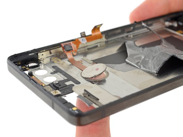 Essential Phone Teardown: crwdns2935265:014crwdnd2935265:02crwdnd2935265:03crwdne2935265:0