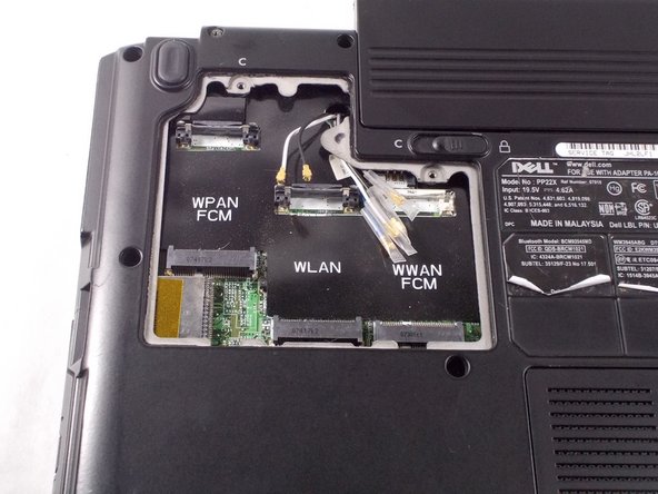 Dell Vostro 1700 Wi-Fi Card Replacement: crwdns2935265:05crwdnd2935265:03crwdnd2935265:03crwdne2935265:0